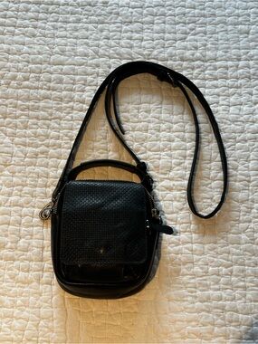 Vintage Genuine Leather Black Crossbody Bag with Front Flap